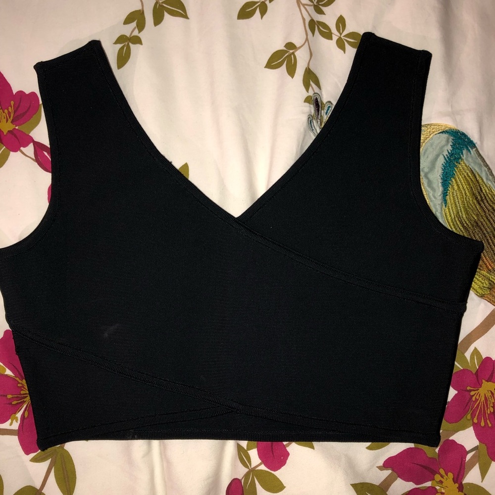 BCBG crop top